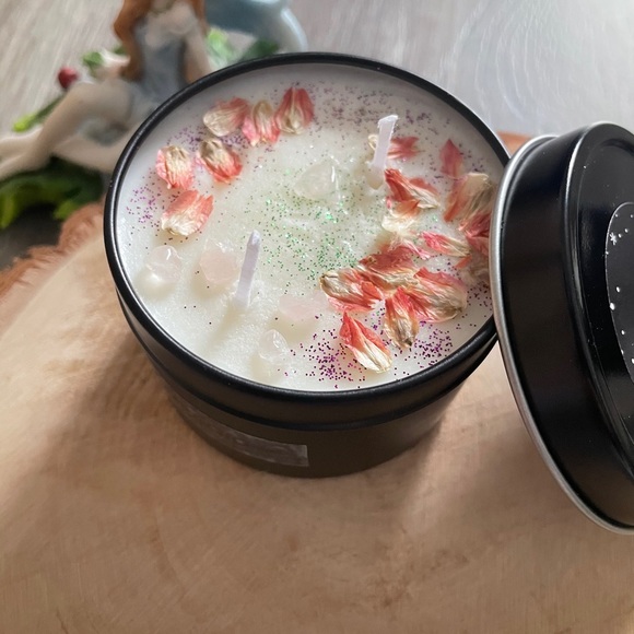 *Fairy Magic* Soy Wax Candle - Picture 4 of 8